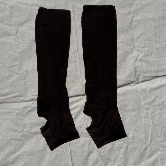 Aryasense Bamboo Yoga Spats Legwarmers, Stirrup, Dark Brown - Picture 2 of 6